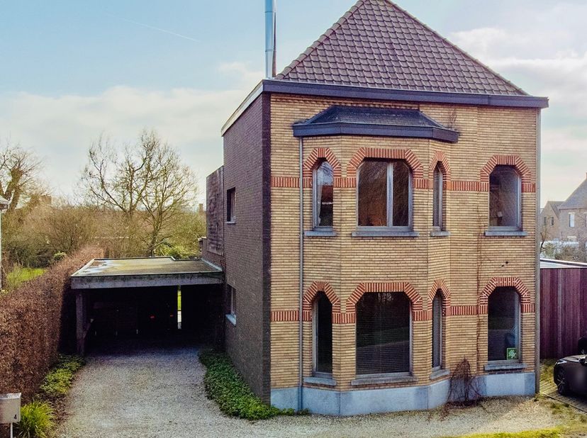 Maison à vendre
                    à 9790 Elsegem